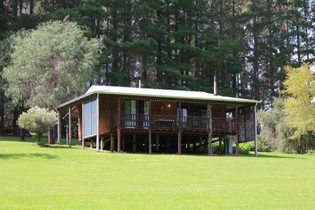 Hawke Brook Chalets Pemberton Dış mekan fotoğraf